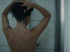 Зепюр Прилучная секси – В клетке s01e02 (2019) #17