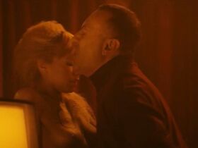 Екатерина Маликова секси – В клетке s01e01 (2019) #11