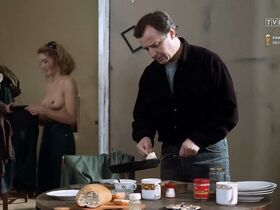 Эдита Ольшувка голая – Экстрадиция s01e02 (1995) #3