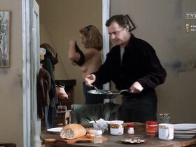 Эдита Ольшувка голая – Экстрадиция s01e02 (1995) #4