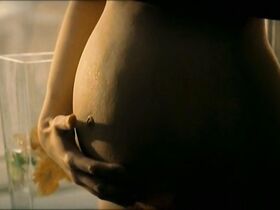 Малгоша Бела голая – Иностранец (2004) #6