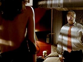 Сорая Шавеш голая – Девушка по вызову (2007) #6