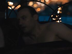 Светлана Ходченкова голая – Метро (2013) #5