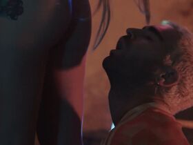 Кумелен Санс голая – Маргинал s03e04-05 (2019) #12