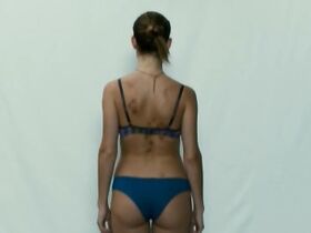 Алинне Мораес голая – Продавец прошлого (2015) #4