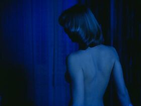 Адриана Тарабкова голая – Как поэты теряют иллюзии (1985) #2