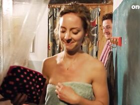 Амелия Плаас-Линк секси – Zimmer mit Stall — Tierisch gute Ferien (2019) #2