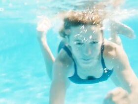 Анника Блендль голая – Комиссар Хеллер s01e02 (2014) #2