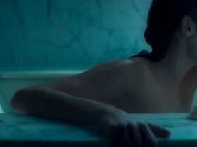 Ана Жирардо голая – В ловушке (2019) #16