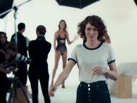 Ана Жирардо голая – В ловушке (2019) #8