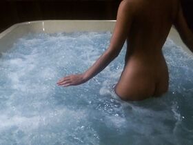 Энн Арчер голая – Слишком страшно, чтобы кричать (1984) #13