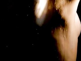 Алина Левшин голая – Аляска Йоханссон (2013)