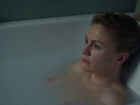 Анна Пэкуин голая – Любовники s05e01 (2019) #4