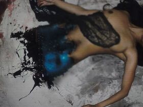 Александра Бокова голая – Русалка на суше (2019) #6