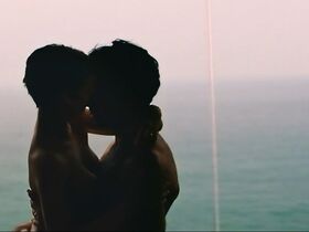 Андреа Орта голая – Элис (2016) #4