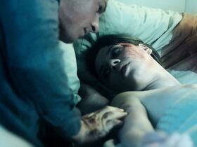 Анна Катарина Фехер голая – Спецотряд «Кобра» s46e04 (2019) #6