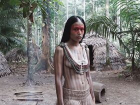 Анджела Кано голая – Зелёная граница s01e01-08 (2019) #12