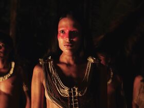 Анджела Кано голая – Зелёная граница s01e01-08 (2019) #19