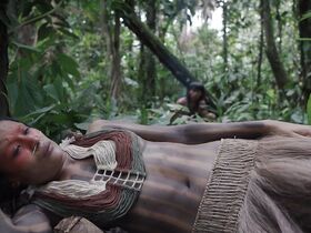 Анджела Кано голая – Зелёная граница s01e01-08 (2019) #22