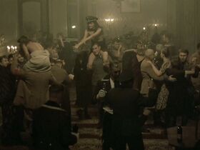 Мария Семенова голая – Бункер (2004) #4