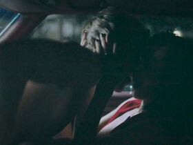 Аврора Перрино голая – Проклятые (2019)