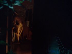 Ана Мария Муньос голая – Летние птицы (2018) #2