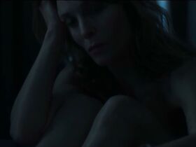 Аликс Пуасон секси – Игра влияния s01e04 (2019) #3