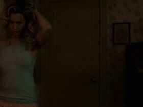 Аманда Клэйтон секси – Город на холме s01e03 (2019) #3