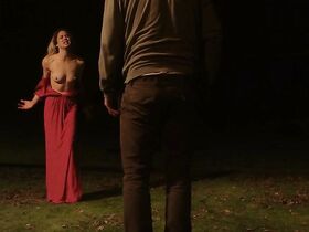 Зои Грисдейл голая – В ритме сердца (2014) #15