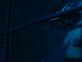 Александра Поплавска голая – Underdog (2018) #4