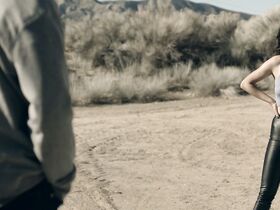 Аврора Перрино голая – Навстречу тьме s01e08 (2019) #5