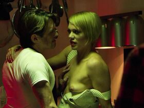 Тоня Кей голая – Амитивилль: Террор (2016) #3