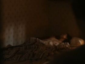 Карин Франц Кёрлоф голая – Садовая улица (2017) #13