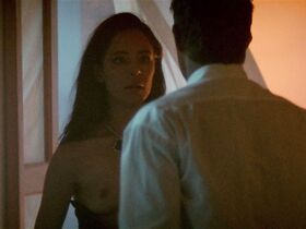 Мэделин Стоу голая – Revenge (1990)