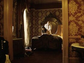 Рэйчел Корин голая – Больница Никербокер s01e05-10 (2014) #2