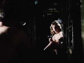 Джоэли Ричардсон голая – Уэзерби (1985) #3