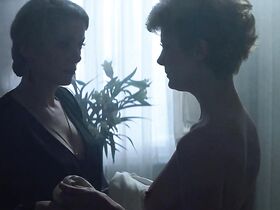 Сьюзен Сарандон голая, Катрин Денёв голая – The Hunger (1983) #3
