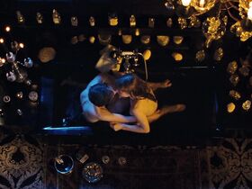 Люси Гордон голая – Генсбур. Любовь хулигана (2010) #3