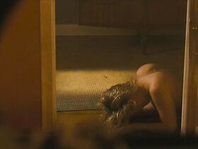 София Майлс голая – Холлэм Фоу (2007) #2