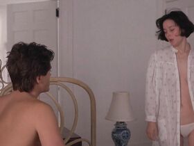 Мег Тилли секси – Маскарад (1988)