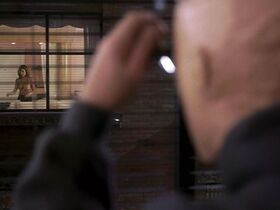 Рона Митра голая – Невидимка (2000)