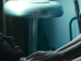 Виктория Бедос голая – Вики (2016) #3