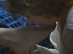 Даниель Жегофф голая – Вечеринка удовольствий (1975) #3