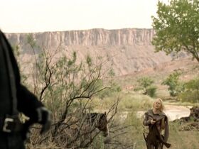 Ингрид Больсё Бердаль голая – Мир Дикого Запада s01e04 (2016) #3