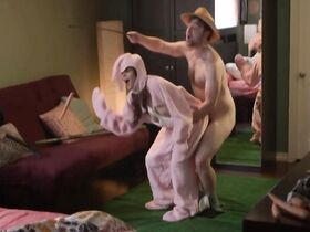 Джулиан Уэллс голая – Мы просто друзья (2016) #2