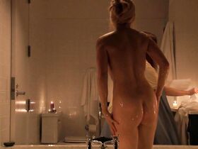 Карла Гуджино голая – Электра Luxx (2010)