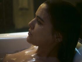 Адриана Угарте голая – Аче s01e01-08 (2019) #15