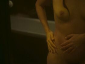 Адриана Угарте голая – Аче s01e01-08 (2019) #3