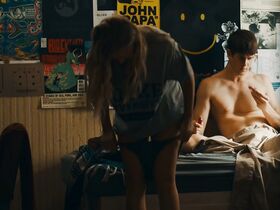 Даника Ярош секси – Судная ночь s02e03 (2019) #5