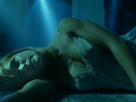 Малин Крепин секси – Срок (2012) #2